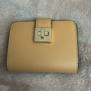 NWT Kate Spade small compact wallet